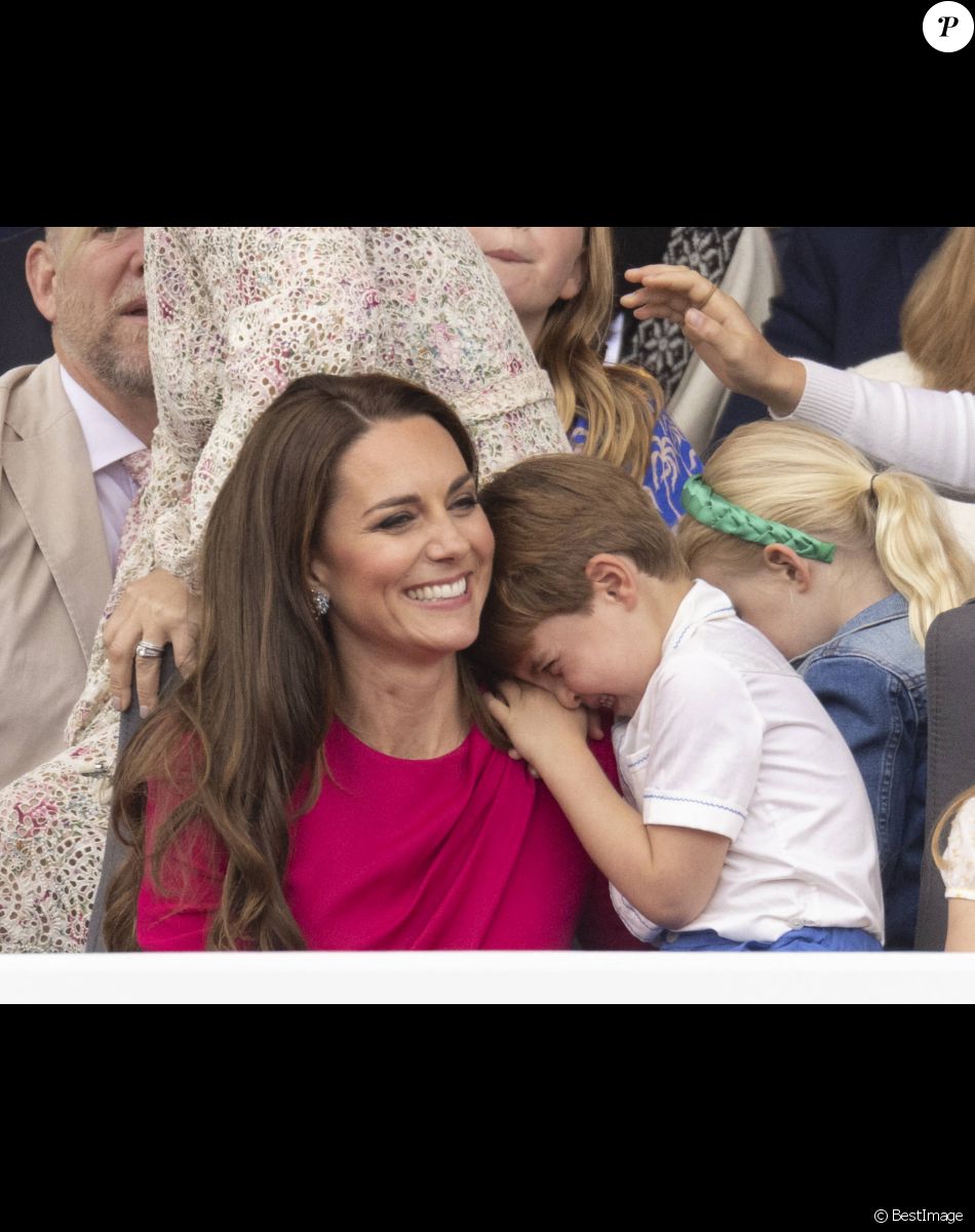 Catherine (Kate) Middleton, duchesse de Cambridge, Le prince Louis de Cambridge, Mike Tindall, Mia Grace Tindall - Jubilé de platine de la reine Elisabeth II d'Angleterre à Bukingham Palace à Londres, le 5 juin 2022.