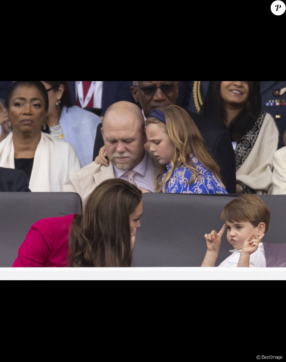 Catherine (Kate) Middleton, duchesse de Cambridge, Le prince Louis de Cambridge, Mike Tindall, Mia Grace Tindall - Jubilé de platine de la reine Elisabeth II d'Angleterre à Bukingham Palace à Londres, le 5 juin 2022.