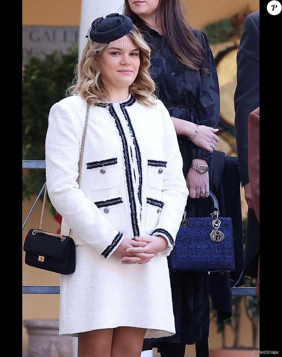 Camille Gottlieb - La famille princière de Monaco dans la cour du palais lors de la Fête Nationale de la principauté de Monaco le 19 novembre 2022. © Dominique Jacovides / Bruno Bebert / Bestimage