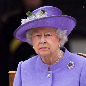 La reine Elisabeth II d'Angleterre et le prince Philip, duc d'Edimbourg, assistent au "Solemn Drumhead Service" à l'hôpital royal de Chelsea à Londres. Le 28 juin 2014 