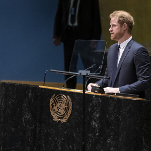 Le prince Harry, duc de Sussex et Meghan Markle, duchesse de Sussex, lors de la célébration du "Nelson Mandela International Day" au siège de l'ONU à New York. Le Prix Nelson Mandela des Nations Unies 2020 a été décerné à Mme Marianna V. Vardinoyannis de Grèce et au Dr Morissanda Kouyate de Guinée. New York, le 18 juillet 2022. 