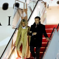 Brigitte Macron, en total look beige, débarque aux Etats-Unis avec Emmanuel : programme chargé prévu !