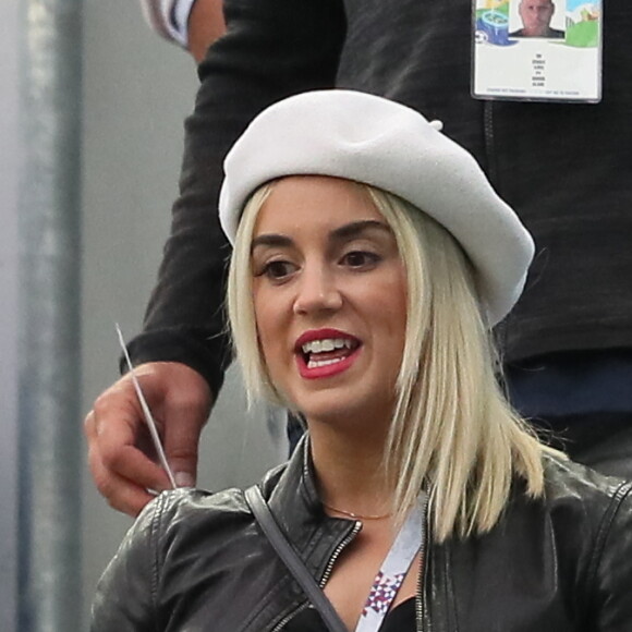 La femme de Antoine Griezmann, Erika Choperena - Célébrités dans les tribunes lors de la demi-finale de la coupe du monde opposant la France à la Belgique à Saint-Pétersbourg le 10 juillet 2018 © Cyril Moreau/Bestimage