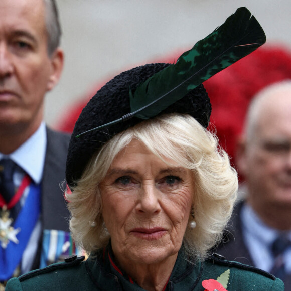 Camilla Parker Bowles, reine consort d'Angleterre, lors d'une visite au champ du souvenir, à l'abbaye de Westminster à Londres, à la veille des célébrations de l'armistice, le 10 novembre 2022. 
