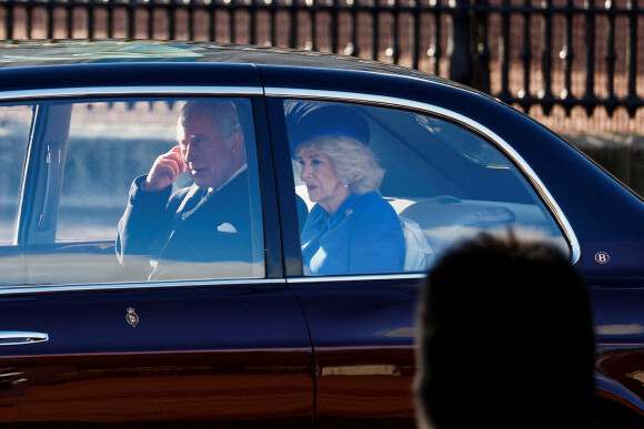 Le roi Charles III d'Angleterre et Camilla Parker Bowles, reine consort d'Angleterre - La famille royale et le gouvernement du Royaume Uni lors de la cérémonie d'accueil du président de l'Afrique du Sud, en visite d'état à Londres, Royaume Uni, le 22 novembre 2022. 