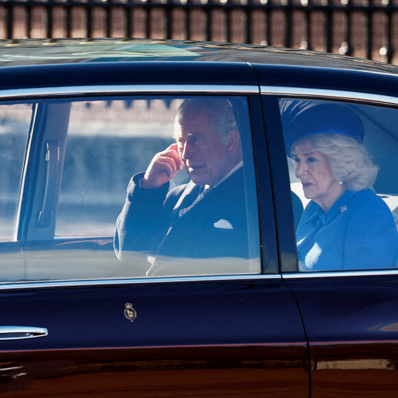 Le roi Charles III d'Angleterre et Camilla Parker Bowles, reine consort d'Angleterre - La famille royale et le gouvernement du Royaume Uni lors de la cérémonie d'accueil du président de l'Afrique du Sud, en visite d'état à Londres, Royaume Uni, le 22 novembre 2022. 