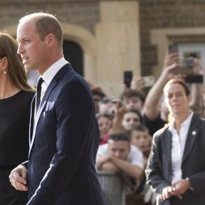 Le prince de Galles William, la princesse de Galles Kate Catherine Middleton devant le château de Windsor, suite au décès de la reine Elisabeth II d'Angleterre. Le 10 septembre 2022