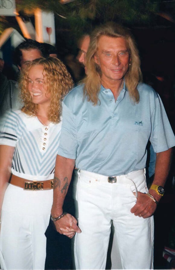 Johnny et Laeticia Hallyday à Saint-Tropez en 1996