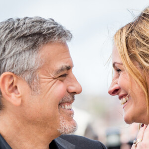George Clooney et Julia Roberts au photocall de "Money Monster" au 69e Festival international du film de Cannes le 12 mai 2016. © Cyril Moreau / Olivier Borde / Bestimage