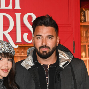 Nabilla (Benattia) et son mari Thomas Vergara - Avant-première du film Netflix "Emily in Paris" saison 3 au Théâtre des Champs Elysées à Paris le 6 décembre 2022. © Coadic Guirec/Bestimage 