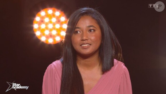 Anisha lors du premier prime de la "Star Academy 2022", le 15 octobre, sur TF1