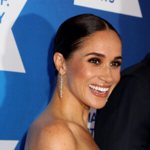 Le prince Harry et Meghan Markle lors du photocall de la soirée caritative Robert F. Kennedy Human Rights à New York le 6 décembre 2022. 