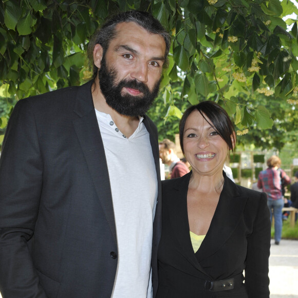 Sébastien Chabal et sa femme - Inauguration 'du salon "Jardins" au Jardin des Tuileries, à Paris le 31 mai 2012.