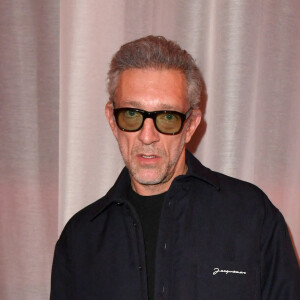 Vincent Cassel - Photocall en front row du défilé "Le Raphia" de la maison Jacquemus au Bourget le 12 décembre 2022. © Veeren / Clovis / Bestimage 