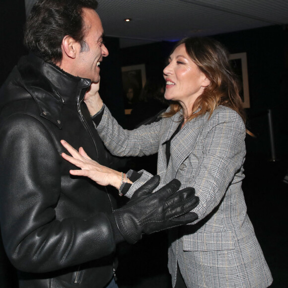 Mathilde Seigner et Anthony Delon - Avant-première du film "Choeur de Rocker" au cinéma UGC Normandie à Paris, le 8 décembre 2022. © Bertrand Rindoff / Bestimage