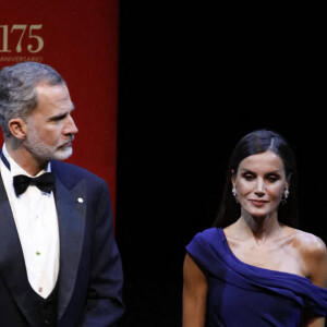 Le roi Felipe VI et la reine Letizia d'Espagne lors du 175ème anniversaire du club "Circulo del Liceo (Cercle del Liceu)" à Barcelone. Le 4 novembre 2022 