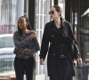 Exclusif - Angelina Jolie fait du shopping avec sa fille Zahara à Los Angeles, Californie, Etats-Unis, le 12 décembre 2022.