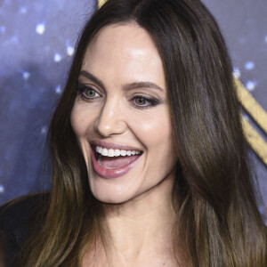 Angelina Jolie au photocall de la première du film Les Eternels (Eternals) au cinéma BFI Imax de Londres le 27 octobre 2021. © Future-Image via ZUMA Press / Bestimage