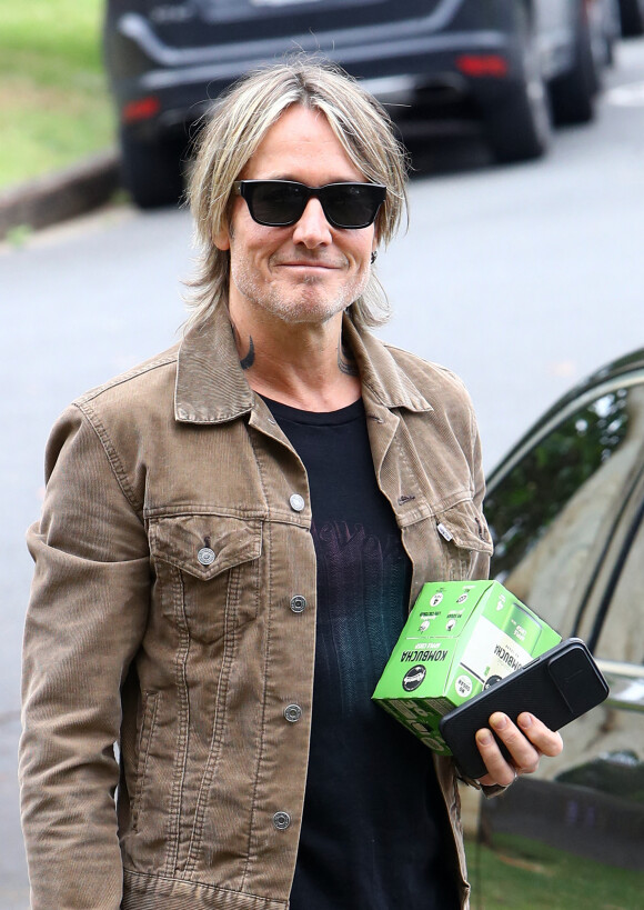 Keith Urban et sa femme Nicole Kidman rendent visite à la mère de Nicole à Sydney, le 18 décembre 2022. 