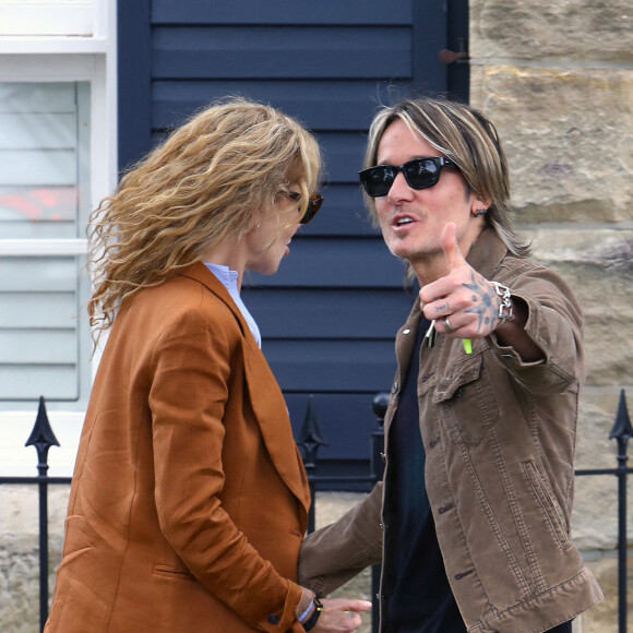 Keith Urban et sa femme Nicole Kidman rendent visite à la mère de Nicole à Sydney, le 18 décembre 2022. 