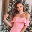 Capucine Anav très amincie : son corps post-grossesse dévoilé dans une robe ultra-sexy de Noël