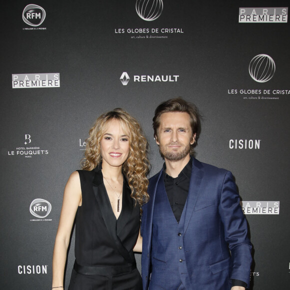 Exclusif - Philippe Lacheau et sa compagne Elodie Fontan arrivent à la 14ème cérémonie des Globes de Cristal, à la salle Wagram à Paris, le 4 février 2019. © Marc Ausset-Lacroix/Bestimage