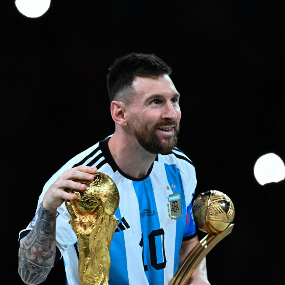 Lionel (Leo) Messi lors de la finale « Argentine - France » de la Coupe du Monde 2022 au Qatar (FIFA World Cup Qatar 2022) le 18 Decembre 2022. © Philippe Perusseau / Bestimage  Lionel (Leo) Messi during the final "Argentina - France" final of the 2022 World Cup in Qatar (FIFA World Cup Qatar 2022) on December 18, 2022. 