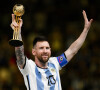 Lionel Messi - Remise du trophée de la Coupe du Monde au Qatar à l'équipe d'argentine après sa victoire contre la France en finale. Doha.