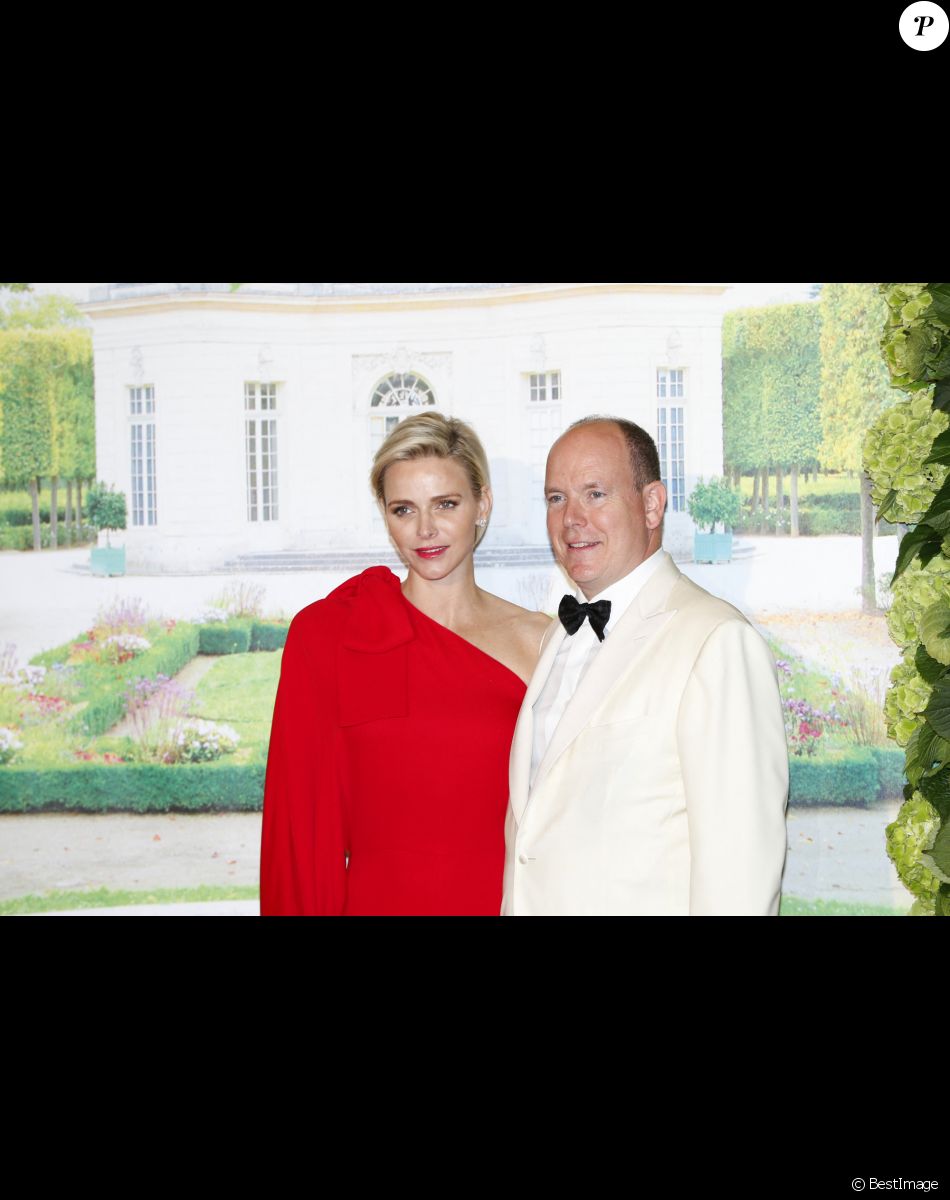 Le prince Albert II de Monaco et la princesse Charlène de Monaco - 67 ème Gala de la Croix-Rouge Monégasque (Bal de la Croix-Rouge) à Monaco le 25 juillet 2015.