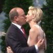 Albert et Charlène de Monaco lâchent le protocole : baisers enflammés, danses endiablées... Un moment à part !