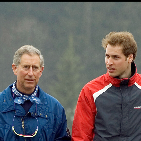 Le prince Charles et le prince William à Klosters en vacances au ski, 31 mars 2005. 