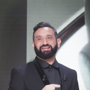 Exclusif - Cyril Hanouna - Sur le plateau de l'émission TPMP (Touche Pas à Mon Poste) présentée en direct par C.Hanouna et diffusée sur C8 - Paris le 02/01/2023 - © Jack Tribeca / Bestimage