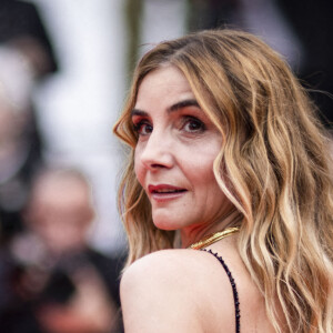 Clotilde Courau - Montée des marches du film "Les Amandiers" lors du 75e Festival International du Film de Cannes. Le 22 mai 2022. © Cyril Moreau / Bestimage