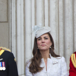 Le prince Harry, Catherine Kate Middleton, la duchesse de Cambridge, le prince William - La famille royale britannique réunie pour présider le traditionnel Trooping the Colour à Londres, le 14 juin 2014.