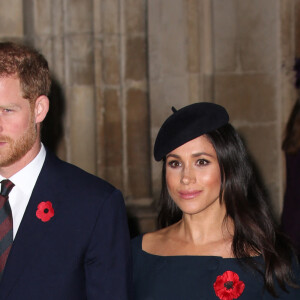 Le prince Harry, duc de Sussex, et Meghan Markle (enceinte), duchesse de Sussex - La famille royale d'Angleterre à son arrivée à l'abbaye de Westminster pour un service commémoratif pour le centenaire de la fin de la Première Guerre Mondiale à Londres. Le 11 novembre 2018 