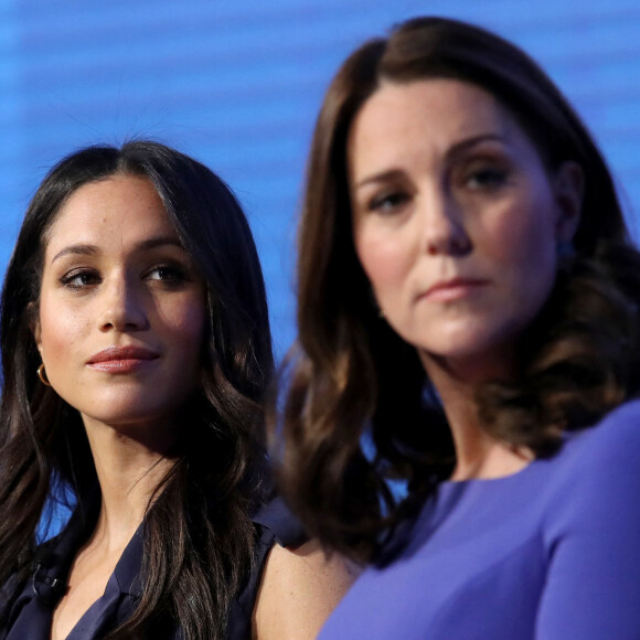 Meghan Markle et Catherine Kate Middleton (enceinte), duchesse de Cambridge lors du premier forum annuel de la Fondation Royale à Londres. 