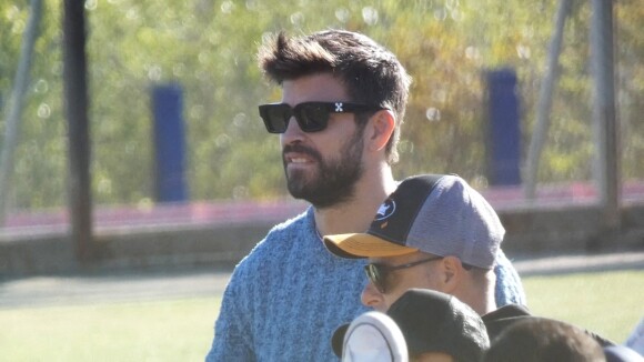 Gerard Pique et son ex-femme Shakira se croisent et s'ignorent totalement lors d'un match de baseball de leur fils Milan à Barcelone. Barcelone, le 19 novembre 2022.