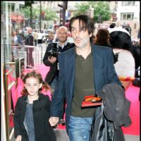Charlotte Gainsbourg : Sa fille Jo Attal cheveux interminables et déjà chanteuse ? Elle fait le show à 11 ans !