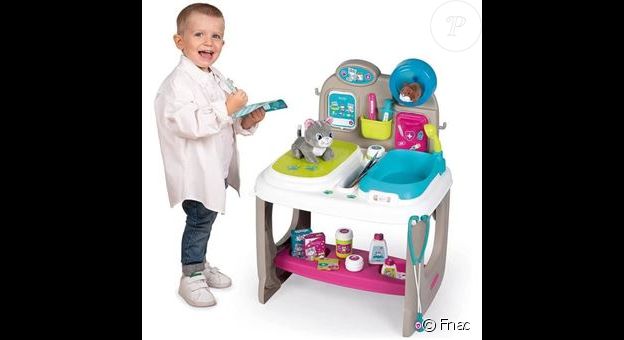 Les animaux se pressent pour être soignés par votre enfant avec ce jeu centre vétérinaire Smoby