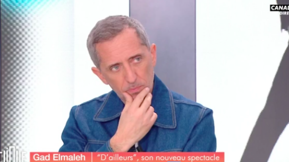 Gad Elmaleh interviewé par Mouloud Achour dans Clique (Canal+). Il révèle ne plus être célibataire