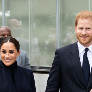 Le prince Harry, duc de Sussex, et Meghan Markle, duchesse de Sussex, à leur arrivée au Mémorial du 11 septembre et au One World Trade Center à New York. Le 23 septembre 2021 