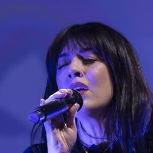 Exclusif - Nolwenn Leroy - XVème gala pour la Fondation Recherche Alzheimer à l'Olympia à Paris le 14 mars 2022. Sous la direction artistique de P. Souchon, des grands noms de la chanson française se mobilisent autour d'un concert sur le thème "2 générations chantent pour la 3ème". L'intégralité des bénéfices de cette soirée servira à financer la recherche sur la maladie d'Alzheimer. © Jack Tribeca/Bestimage 