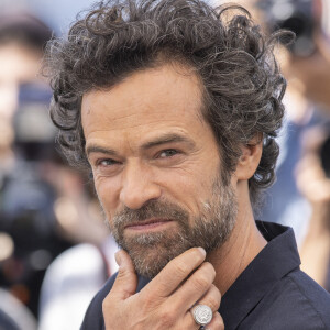 Romain Duris - Photocall du film "Coupez ! (Final Cut )" lors du 75e festival annuel du film de Cannes au Palais des Festivals le 18 mai 2022 à Cannes, France. © Cyril Moreau/Bestimage 