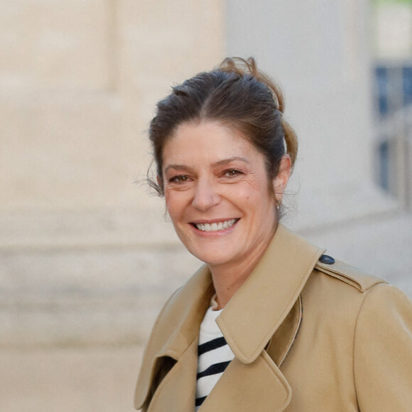 Chiara Mastroianni arrive au défilé de mode Louis Vuitton lors de la Fashion Week printemps/été 2022 à Paris, France, le 5 octobre 2021