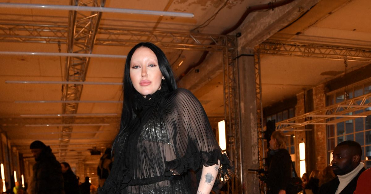 Noah Cyrus - Front Row au défilé de mode Haute-Couture Alexandre