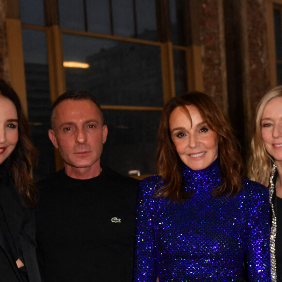 Elsa Zylberstein, Alexandre Vauthier, Philippine Leroy-Beaulieu, Léa Drucker - Backstage du défilé de mode Haute-Couture Alexandre Vauthier au 50 boulevard Lefebvre lors de la Fashion Week Printemps-été 2023 de Paris, France, le 24 janvier 2023. © Veeren/Bestimage 