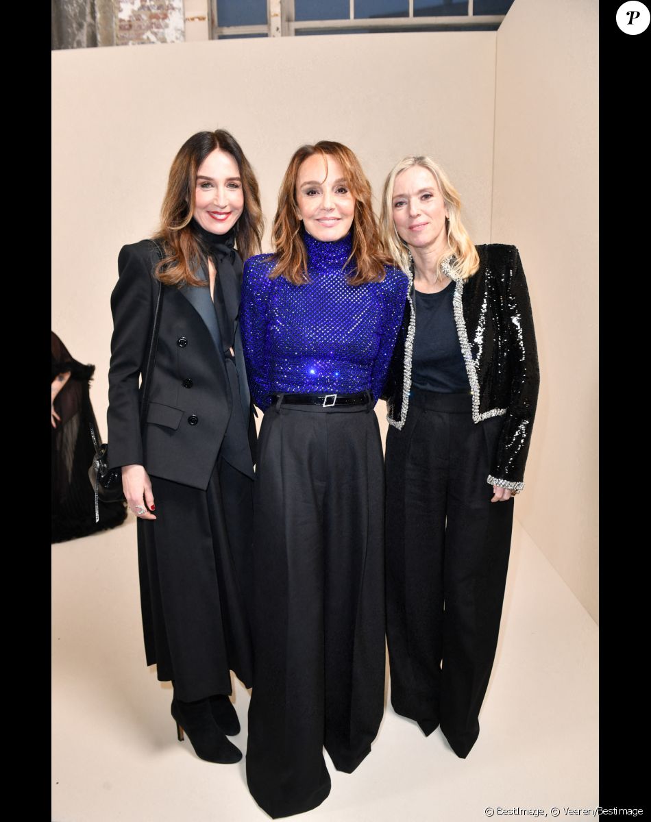 Elsa Zylberstein, Philippine Leroy-Beaulieu, Léa Drucker - Backstage du défilé de mode Haute-Couture Alexandre Vauthier au 50 boulevard Lefebvre lors de la Fashion Week Printemps-été 2023 de Paris, France, le 24 janvier 2023. © Veeren/Bestimage
