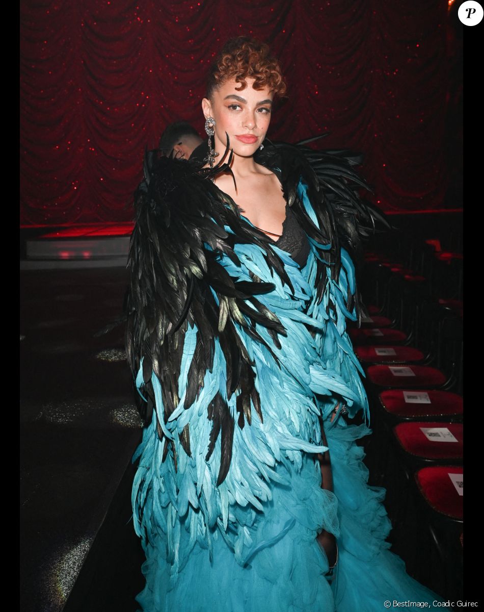 People au défilé de mode Haute-Couture "On Aura Tout Vu" lors de la Fashion Week Printemps-été 202 au Paradis Latin à Paris le 24 janvier 2023. © Coadic Guirec/Bestimage