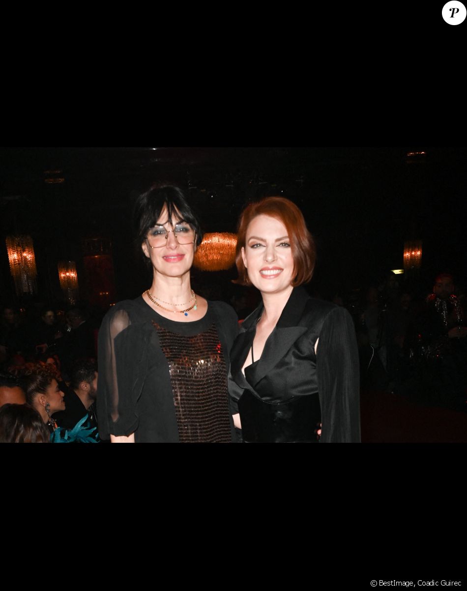 Helena Noguerra et Elodie Fregé - People au défilé de mode Haute-Couture "On Aura Tout Vu" lors de la Fashion Week Printemps-été 202 au Paradis Latin à Paris le 24 janvier 2023. © Coadic Guirec/Bestimage