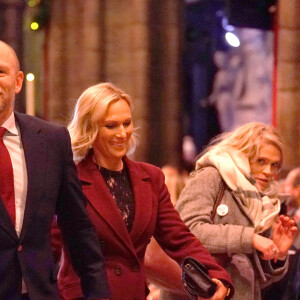 Mike Tindall et sa femme Zara Phillips (Zara Tindall), arrivent pour le "Together at Christmas" Carol Service à l'abbaye de Westminster à Londres, Royaume uni, le 15 décembre 2022. 